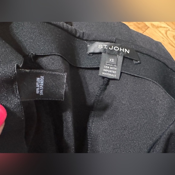 St. John pants with button detail - Picture 5 of 6